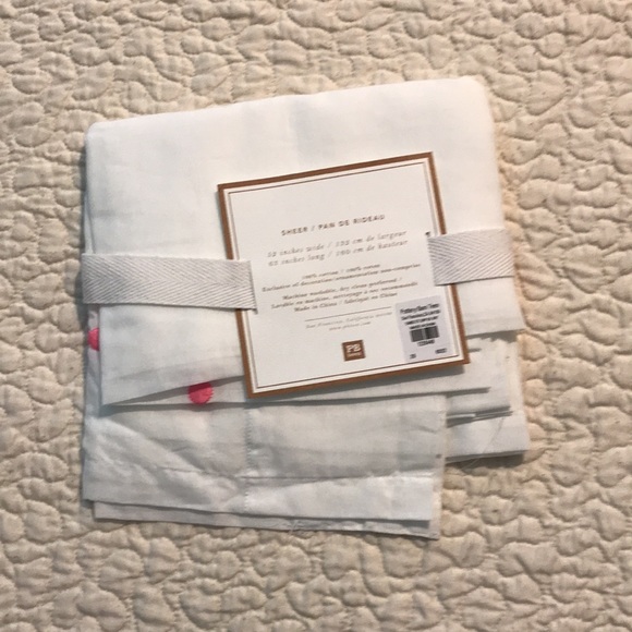 Pottery barn teen pop dot sheer curtain - Picture 3 of 5